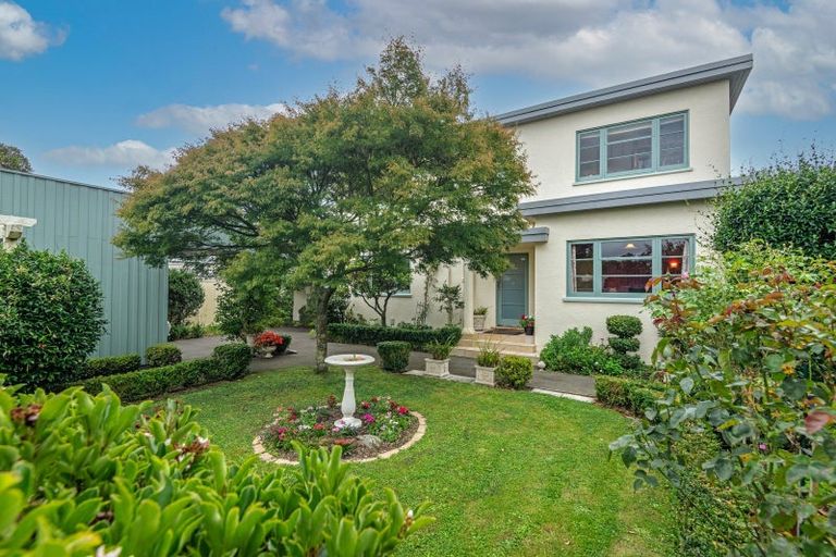 Photo of property in 71 Jickell Street, Hokowhitu, Palmerston North, 4410