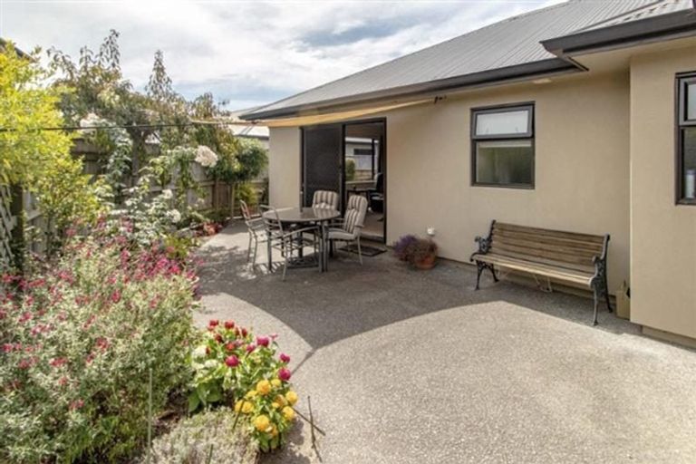 Photo of property in 112b Avondale Road, Taradale, Napier, 4112
