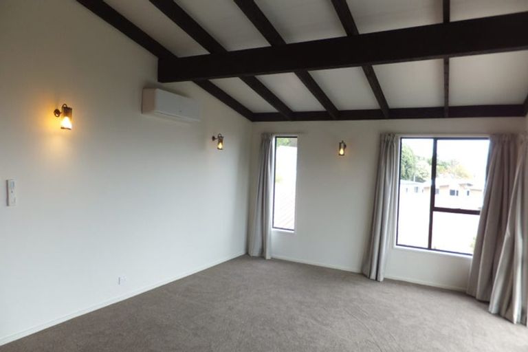 Photo of property in 2/14 Clementine Lane, Mount Pleasant, Christchurch, 8081