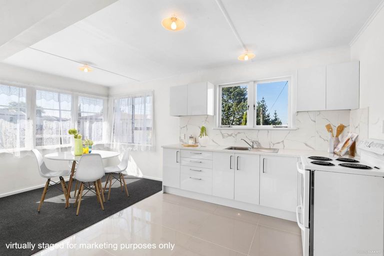 Photo of property in 3 Dreadon Road, Manurewa, Auckland, 2102