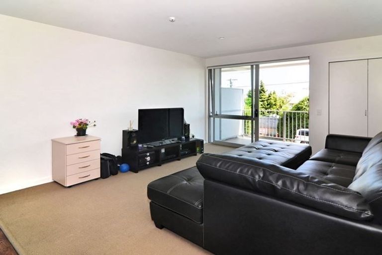 Photo of property in 9/126 Nursery Road, Linwood, Christchurch, 8011