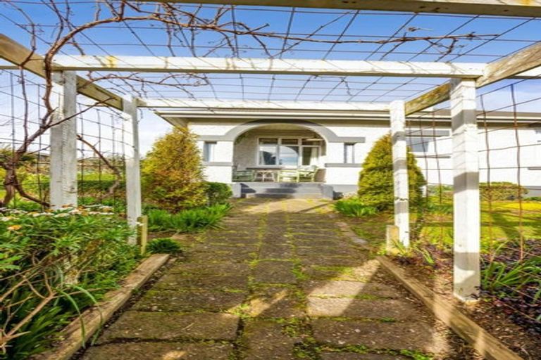 Photo of property in 56 Waihi Road, Hawera, 4610