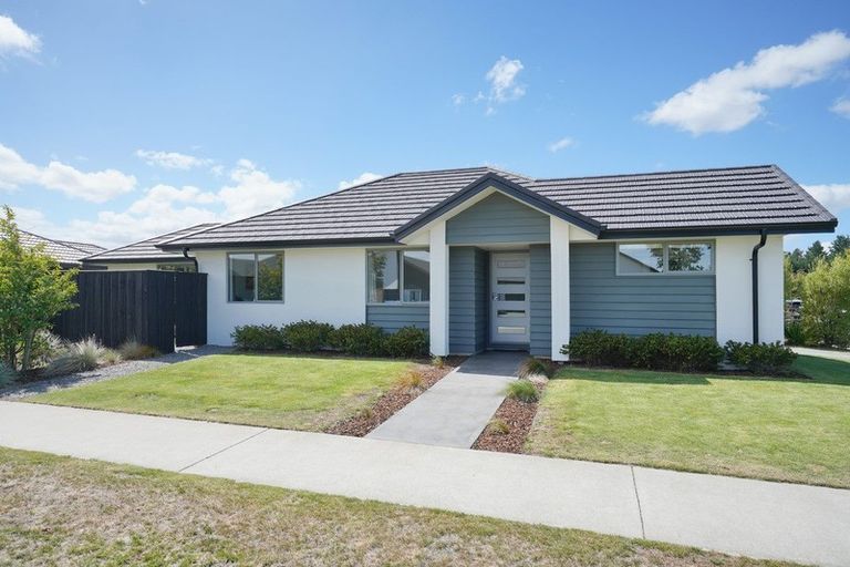 Photo of property in 39 Farnborough Way, Rolleston, 7615