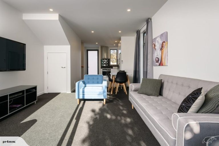 Photo of property in 74u6 Derwent Street, Island Bay, Wellington, 6023