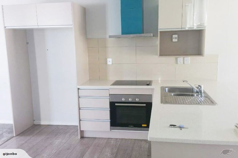 Photo of property in 12 Moho Lane, Takanini, 2112