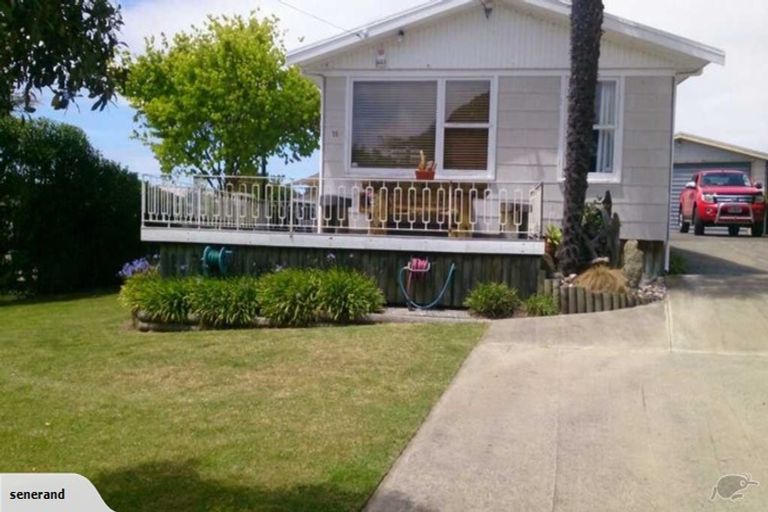 Photo of property in 75 Gillies Crescent, Waimarama, Havelock North, 4294