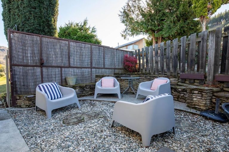 Photo of property in 27 Fraser Street, Clyde, 9330