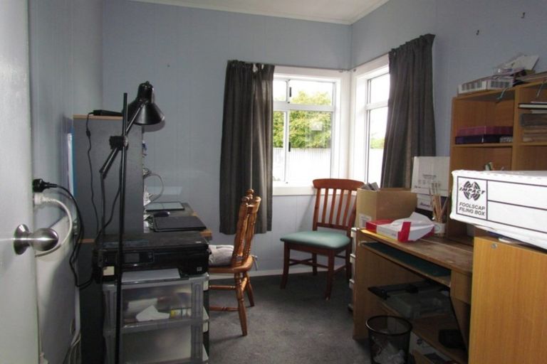 Photo of property in 38 Quinn Road, Levin, 5510