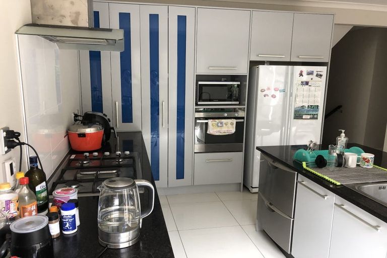 Photo of property in 8 Kouras Place, Flat Bush, Auckland, 2016