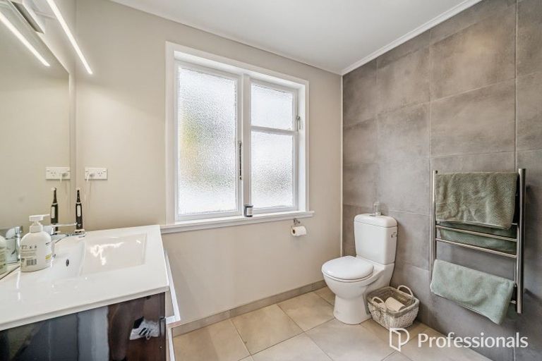 Photo of property in 1/102 Horoeka Street, Stokes Valley, Lower Hutt, 5019