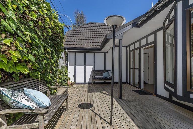 Photo of property in 1 Colville Street, Newtown, Wellington, 6021