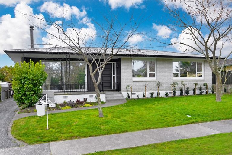Photo of property in 13 James Cook Street, Havelock North, 4130
