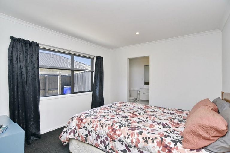 Photo of property in 6 Hamlett Drive, Woodend, 7610