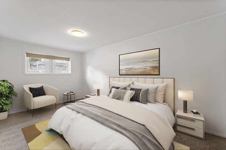 Photo of property in 1/2 Flavia Close, Torbay, Auckland, 0630
