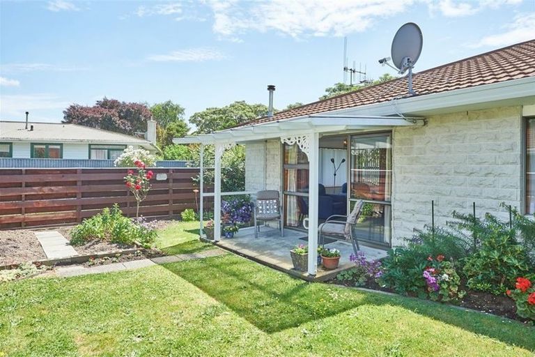 Photo of property in 100 Maxwells Line, Awapuni, Palmerston North, 4412