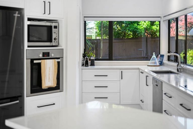 Photo of property in 27 Delamare Road, St Andrews, Hamilton, 3200