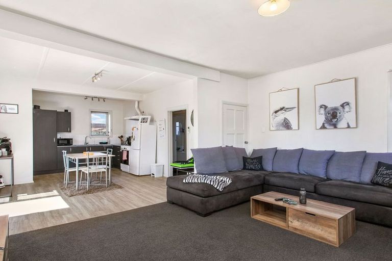 Photo of property in 4 Pascoe Avenue, Mairehau, Christchurch, 8013