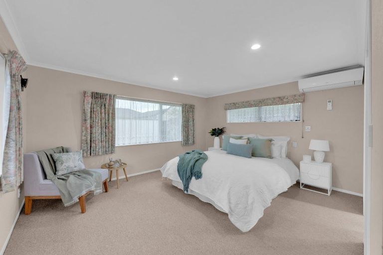 Photo of property in 3 Magellan Rise, Flagstaff, Hamilton, 3210