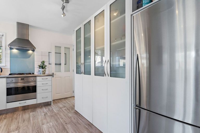 Photo of property in 62 Mcmaster Street, Greytown, 5712