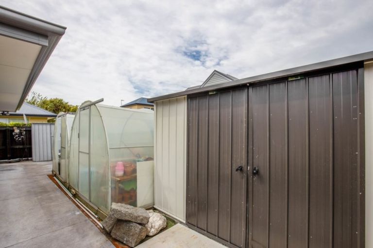 Photo of property in 17 Wairakei Road, Strowan, Christchurch, 8052