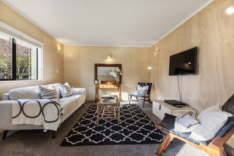 Photo of property in 126 Blackbridge Road, Karaka, Papakura, 2580