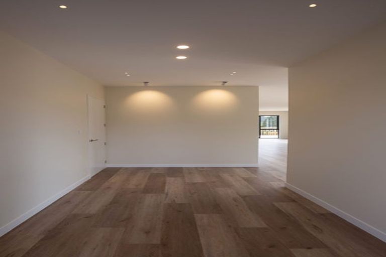 Photo of property in 13 Katote Avenue, Swanson, Auckland, 0614