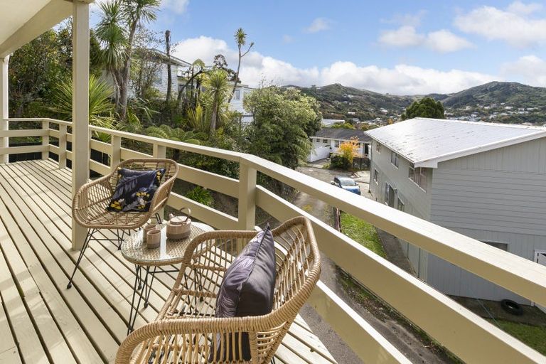 Photo of property in 9 Ridd Crescent, Karori, Wellington, 6012
