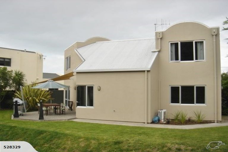 Photo of property in 35a Pukekura Place, Taradale, Napier, 4112