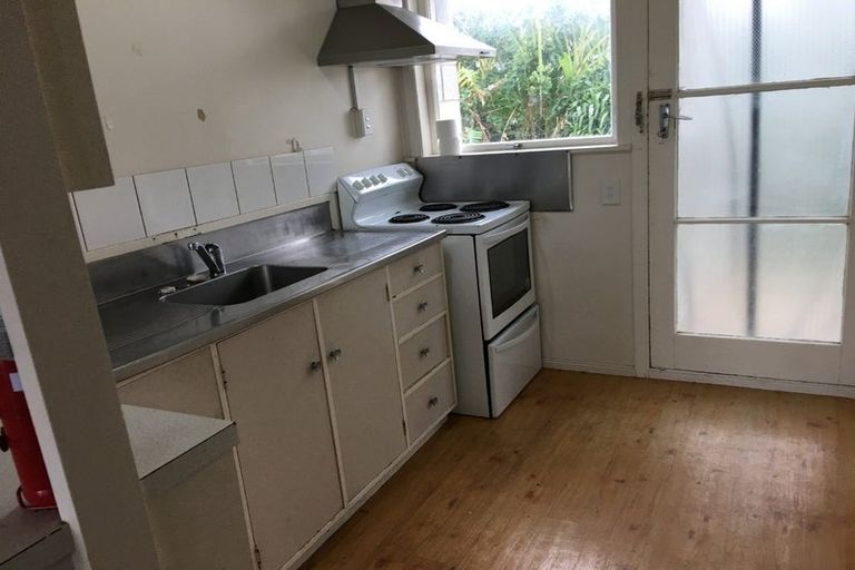 Photo of property in 28 Landscape Road, Papatoetoe, Auckland, 2025
