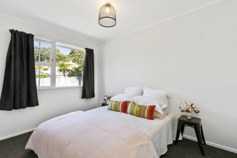 Photo of property in 21 Hamstead Street, Wainuiomata, Lower Hutt, 5014