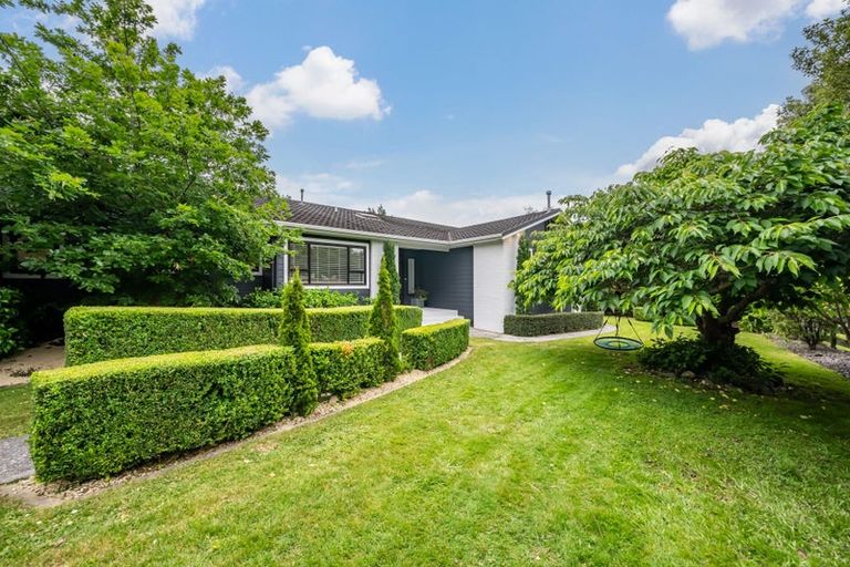 Photo of property in 77 Joseph Banks Drive, Whitby, Porirua, 5024