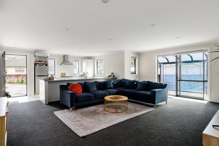 Photo of property in 9u1 Matipo Crescent, Pukete, Hamilton, 3200