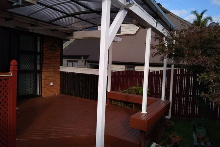 Photo of property in 30b Bleakhouse Road, Howick, Auckland, 2014