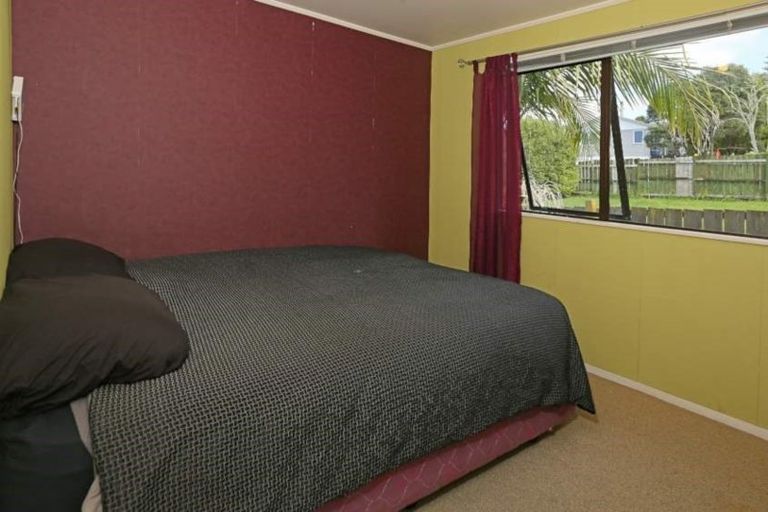 Photo of property in 188 Solar Road, Glen Eden, Auckland, 0602