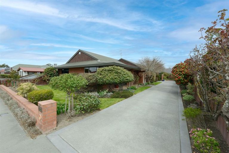 Photo of property in 377 Harewood Road, Bishopdale, Christchurch, 8053