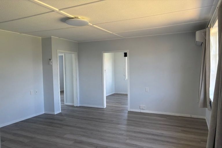 Photo of property in 4 Colvin Street, Westport, 7825