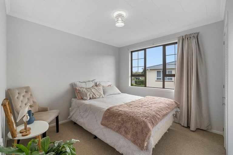 Photo of property in 6 Shakespeare Street, Stratford, 4332