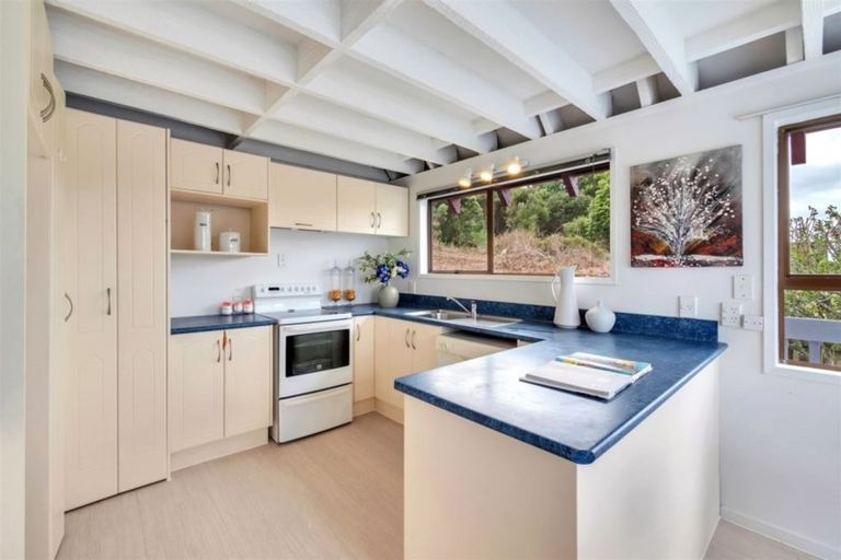 Photo of property in 42 Glenbervie Crescent, Massey, Auckland, 0614