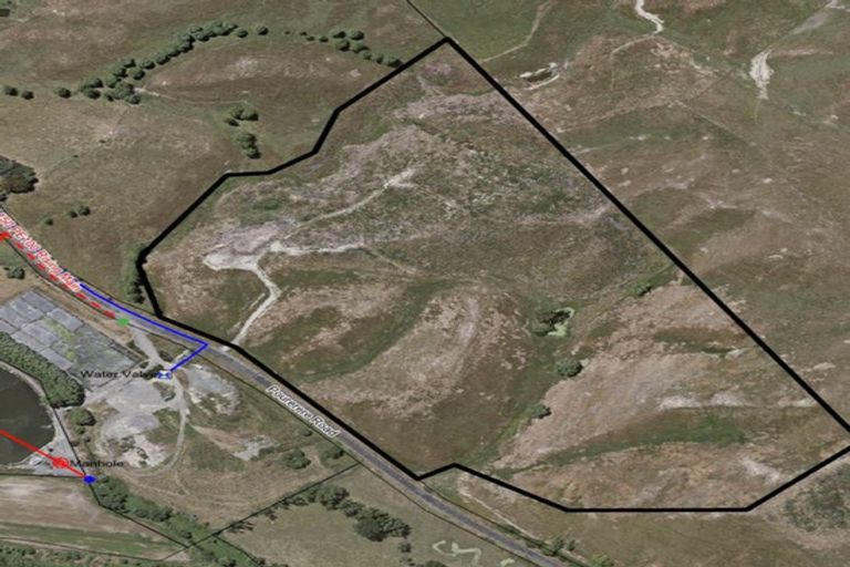 Photo of property in 209 Pourerere Road, Waipawa, 4271