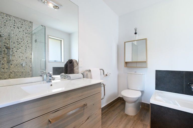 Photo of property in 42 Double Bay Road, Pyes Pa, Tauranga, 3112