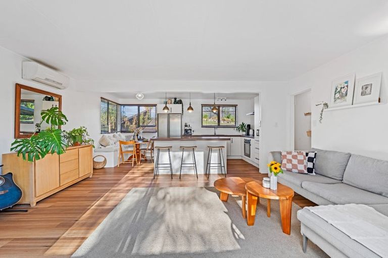 Photo of property in 16 Handforth Street, Onerahi, Whangarei, 0110