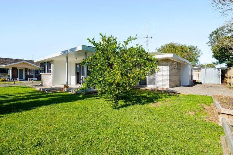 Photo of property in 20 Morrow Avenue, St Andrews, Hamilton, 3200