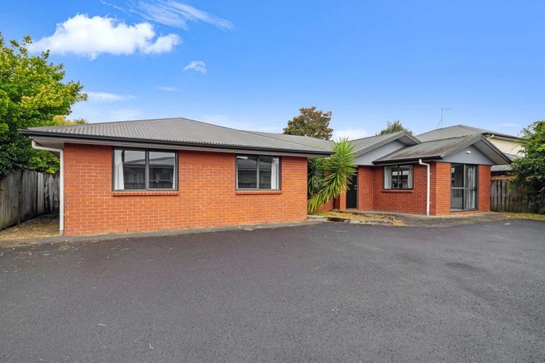 Photo of property in 215a Fox Street, Hamilton East, Hamilton, 3216