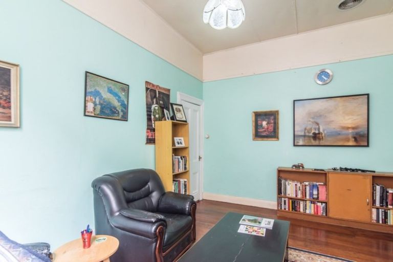 Photo of property in 104 Wallace Street, Mount Cook, Wellington, 6021