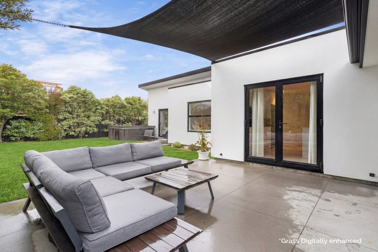 Photo of property in 20 Puhara Avenue, Parklands, Christchurch, 8083