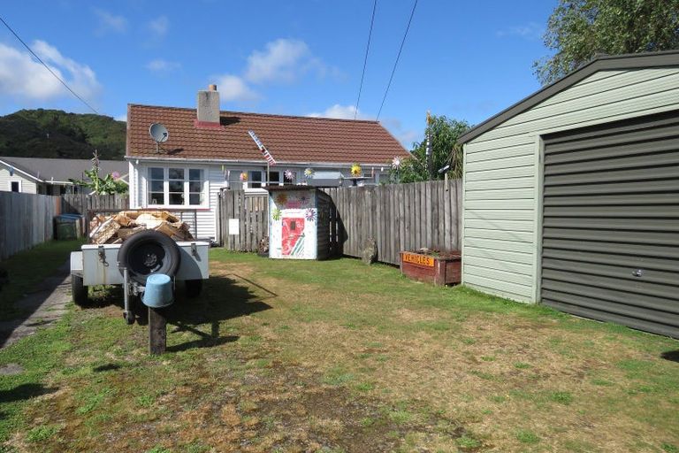 Photo of property in 13 Cavell Street, Reefton, 7830