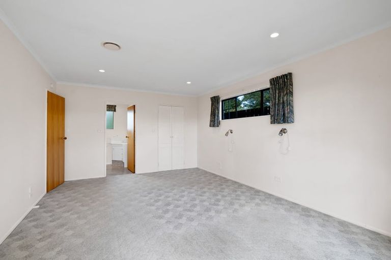 Photo of property in 37 Pembroke Road East, Stratford, 4332