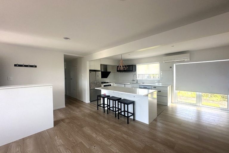 Photo of property in 1/92 Union Road, Howick, Auckland, 2014