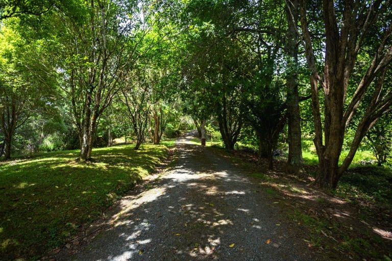 Photo of property in 5 Yarborough Street, Kohukohu, 0491