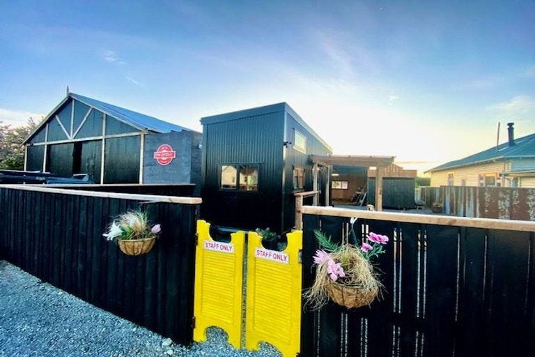 Photo of property in 4 Laura Street, Lumsden, 9730